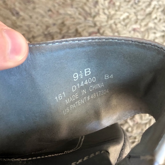 cole haan women’s sandals - Picture 3 of 3